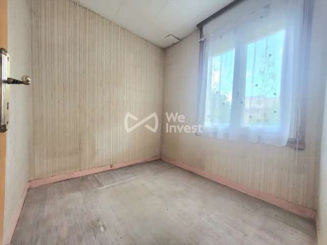 Single-Storey House for Renovation photo 3