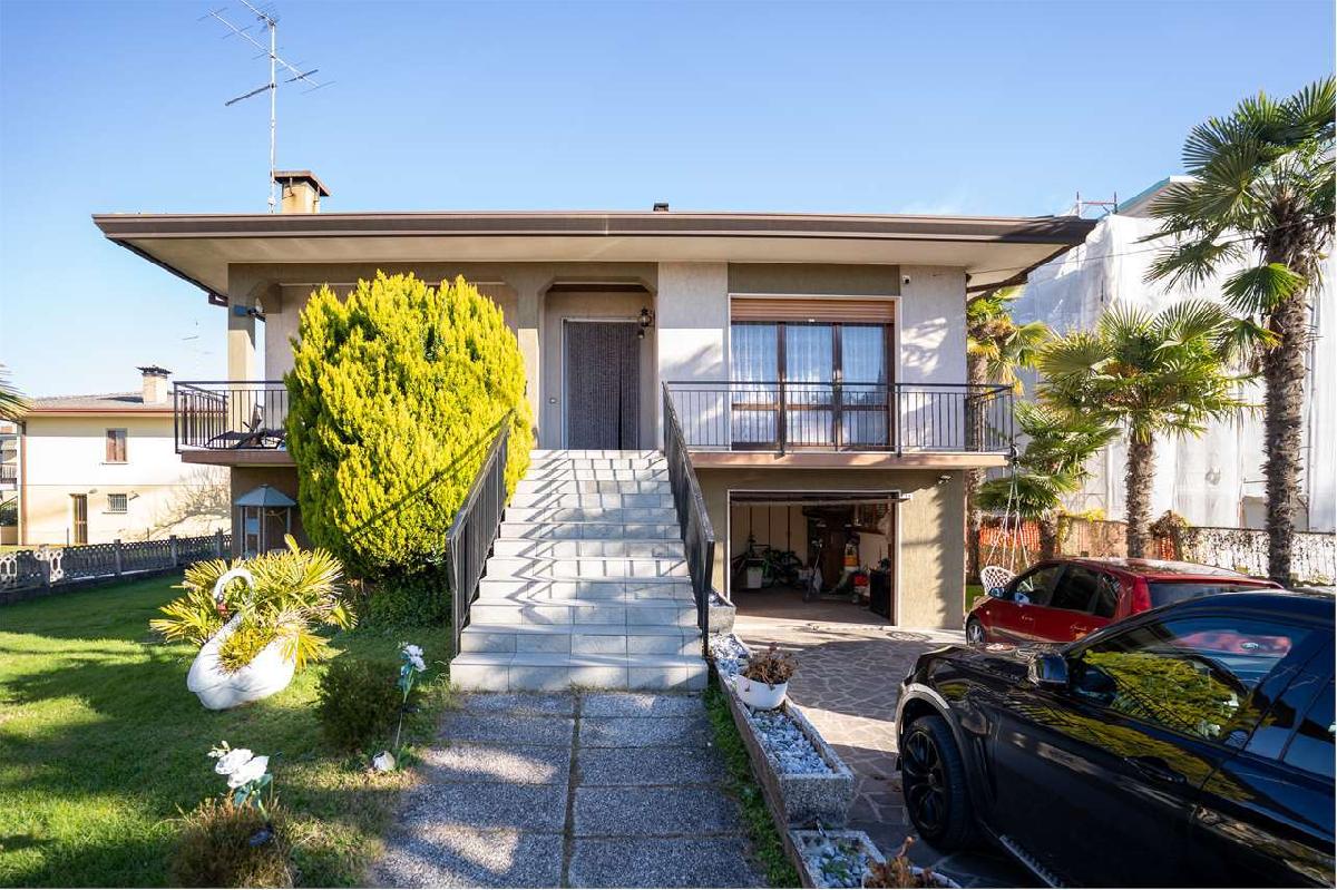 2 bedrooms detached house, 233 m² San Stino di Livenza, Venice (province)