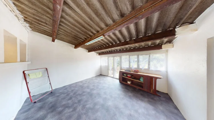 Spacious House in Need of Renovation photo 3