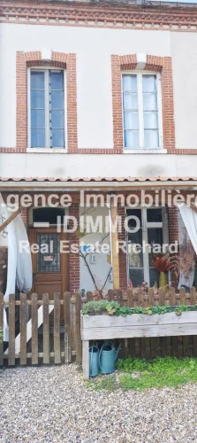 Townhouse of 78 m² for Sale with Garage in Lorcy (45490)