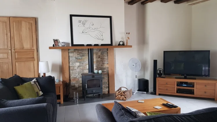 Partially Renovated 15th Century Property photo 3