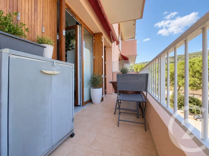 For Sale: Bright 4-Room Apartment with Balcony and Open View
