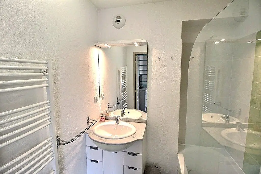 House for sale in Aubignan — 2 bedrooms, 45 m² photo 5