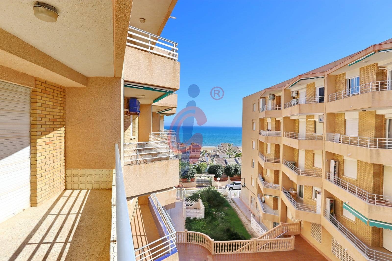 Apartment for sale in Guardamar Playa, Guardamar del Segura, Alicante