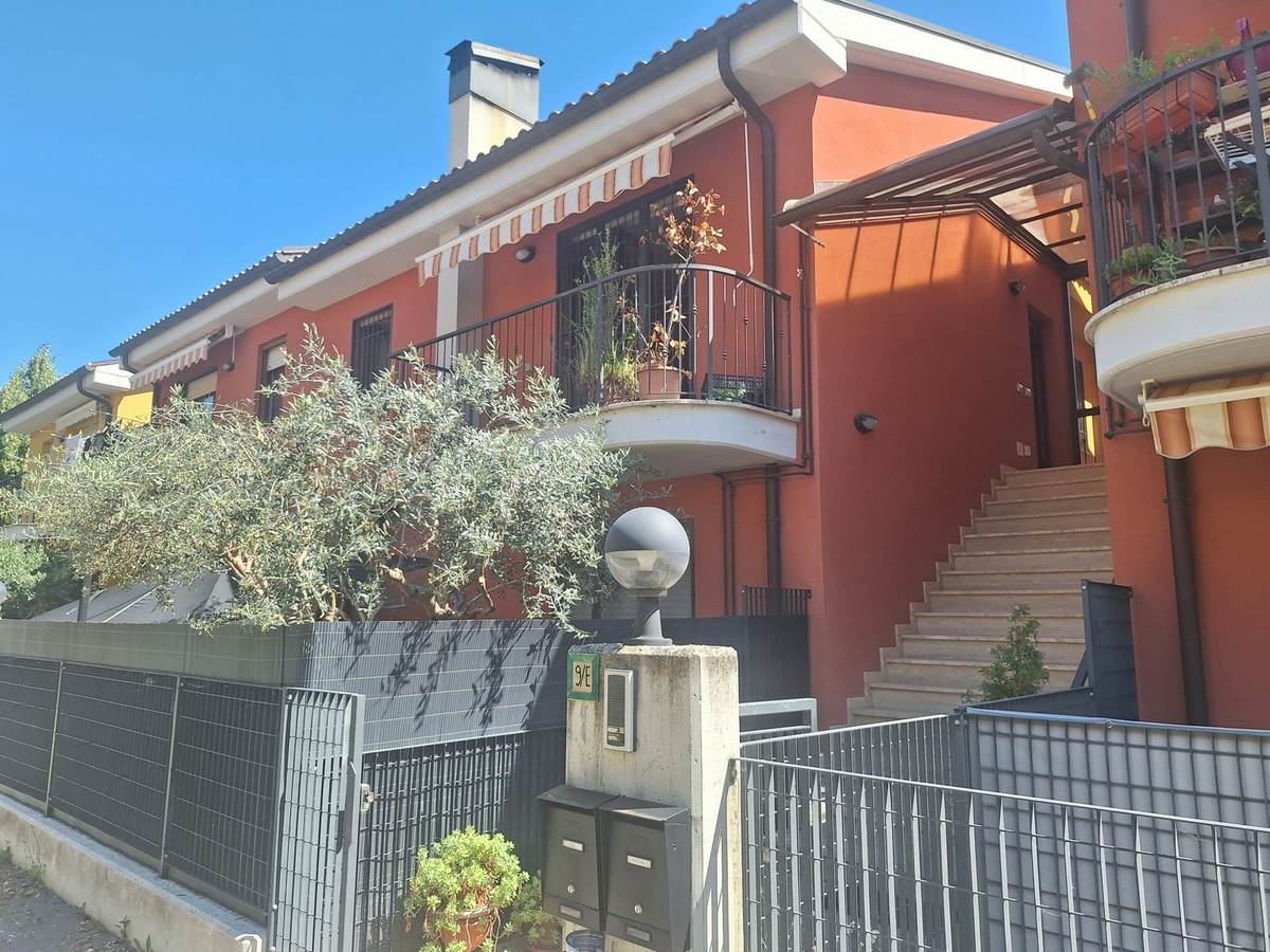 Property in Tolentino photo 2