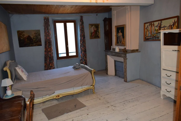 Old House in the City Center photo 5