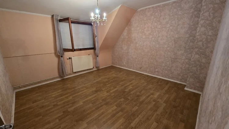 Ref 4025 - House with Garage and Garden in a Quiet Area photo 4