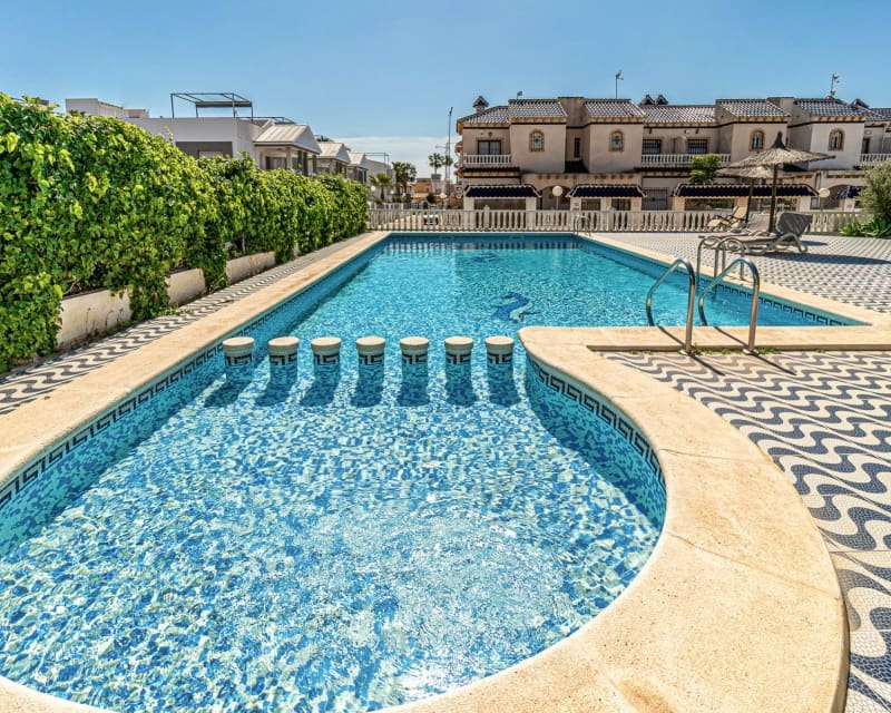 Townhouse for sale in Playa Flamenca, Orihuela, Alicante photo 2