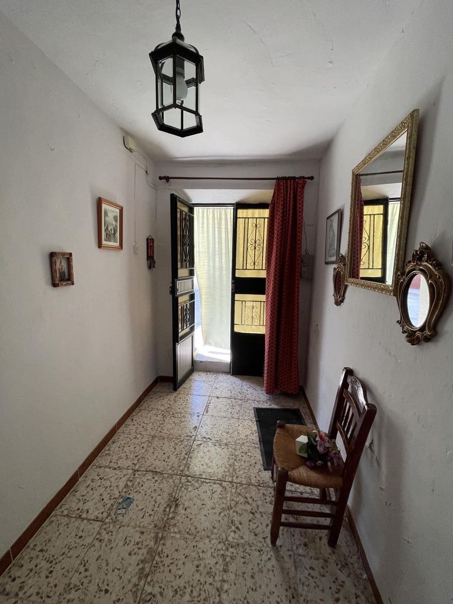 Villa for sale in El Turro, Cacín, Granada photo 4