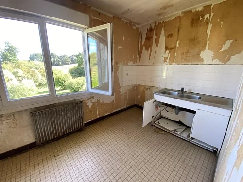 3 Bed Detached House for Sale Near Treve photo 4