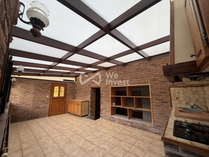 Family House with Garden, Garage and Convertible Outbuilding photo 2