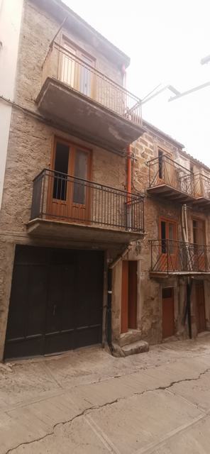Property in Alessandria Della Rocca photo 3