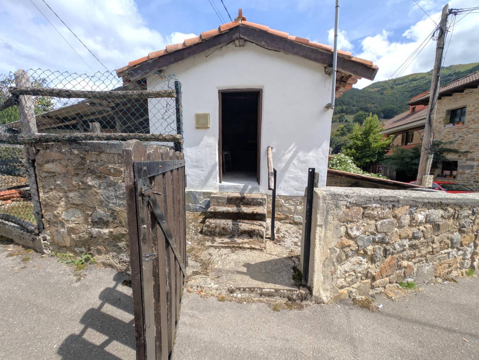 Townhouse for sale in Aller, Asturias photo 3