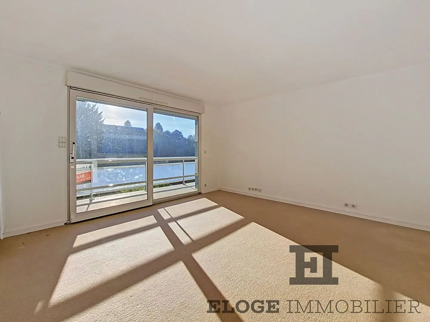 Apartment for sale in Mont-Saint-Aignan — 1 bedroom, 51 m² photo 3