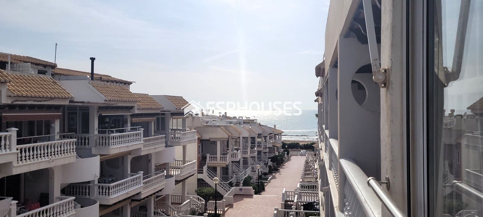 Penthouse for sale in Guardamar Playa, Guardamar del Segura, Alicante photo 3
