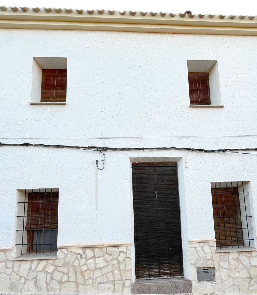 Townhouse for sale in Raspay, Yecla, Murcia