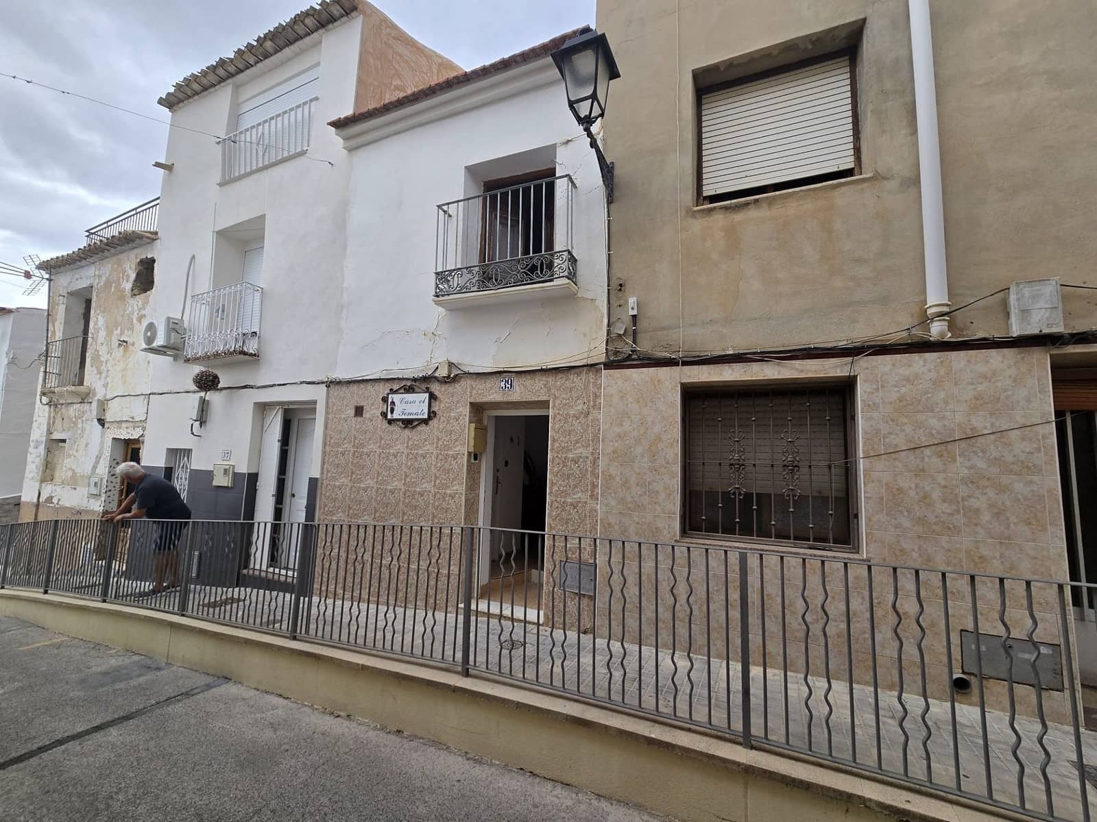 Townhouse for sale in Sax, Alicante