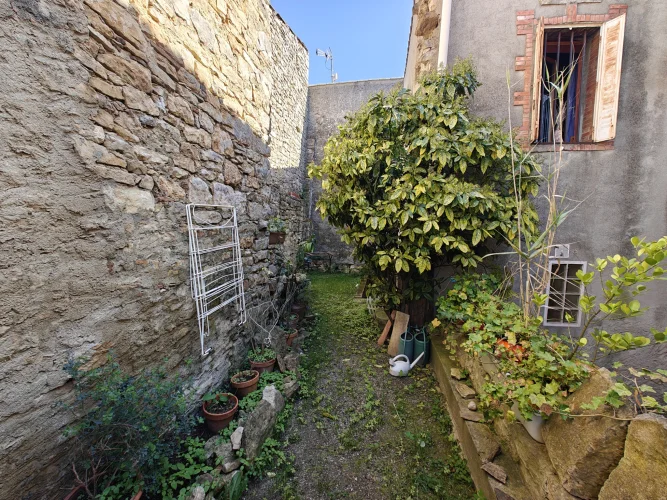 Roquetaillade - Stone Village House with Garden, Garage and photo 5