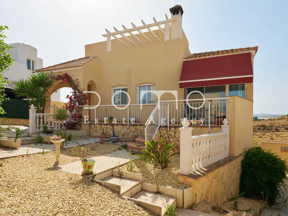 Domo Estate Agency photo 3