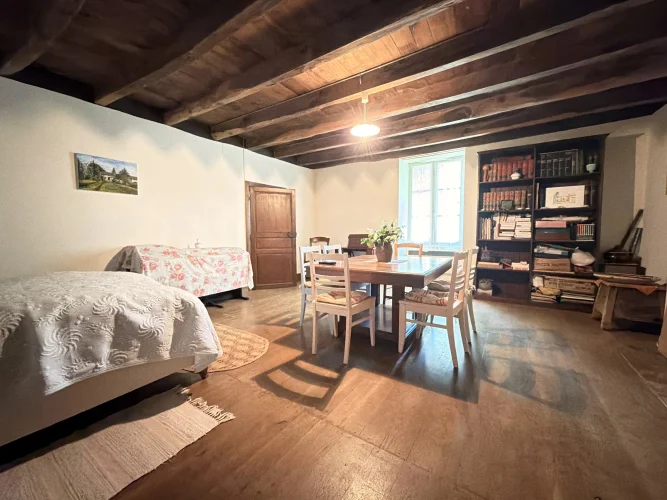 Charming Character Property with Barn and Beautiful Garden – Close to Nanteuil-En-Vallée photo 5