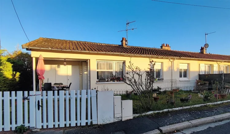 Charming 68 m² House in Loudun, 4 Rooms photo 4