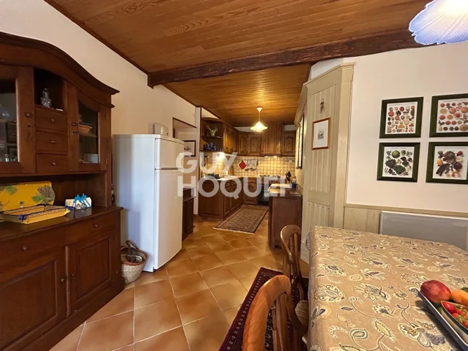 5-Room House for Sale in Pépieux - Ref. V520Em photo 3
