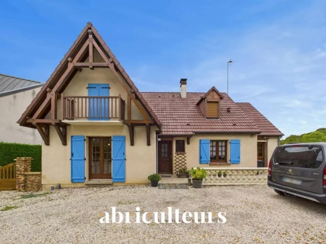 House with Landscaped Garden for Sale in Châteaudun (28200) photo 2