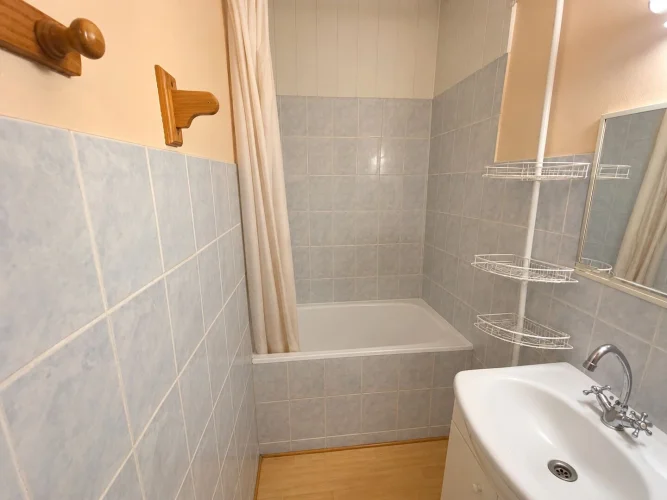 Gramat Sector – Charming Village House with 3 Bedrooms, Garden and Independent Land photo 5