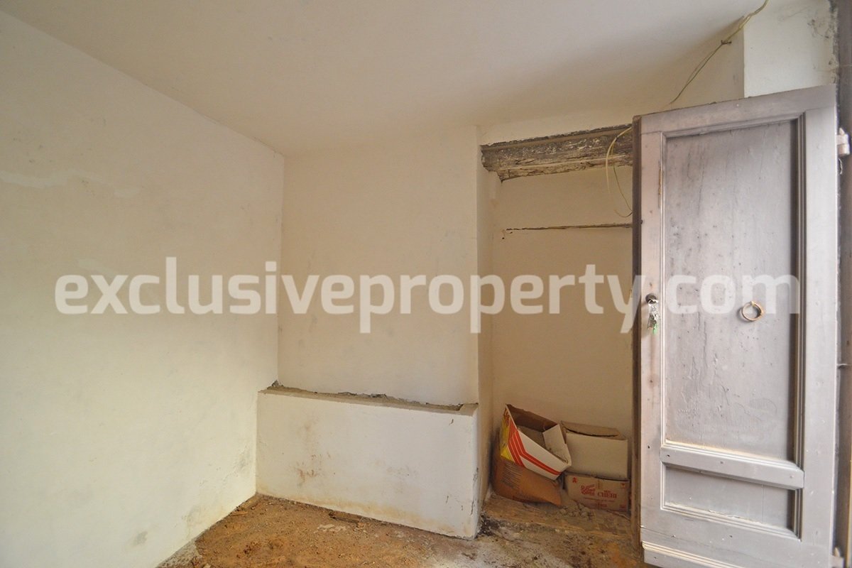 3 bedrooms house, 150 m² Carunchio, Chieti (province) photo 5