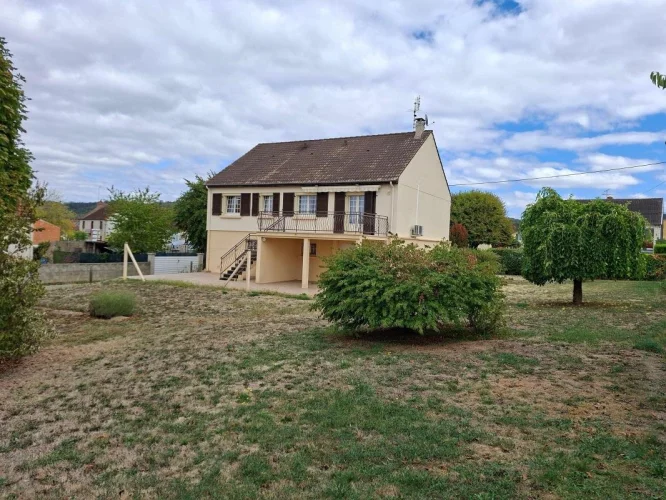 House for Sale photo 3