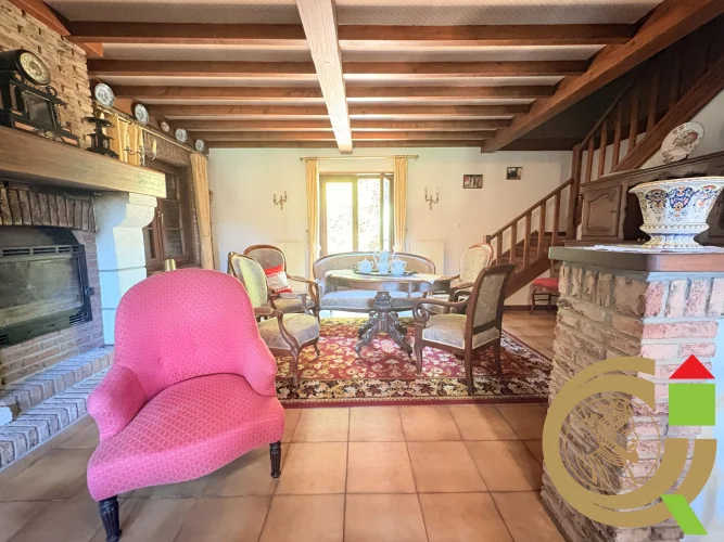 Character House photo 2