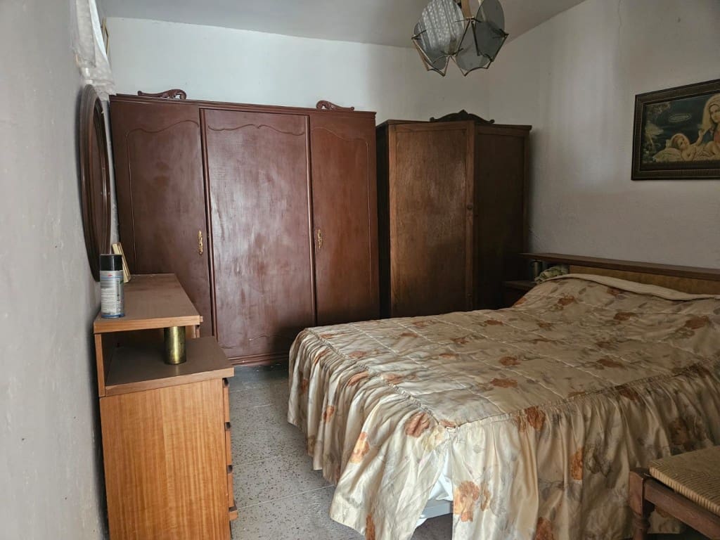 Townhouse for sale in Fuente-Tójar, Córdoba photo 4