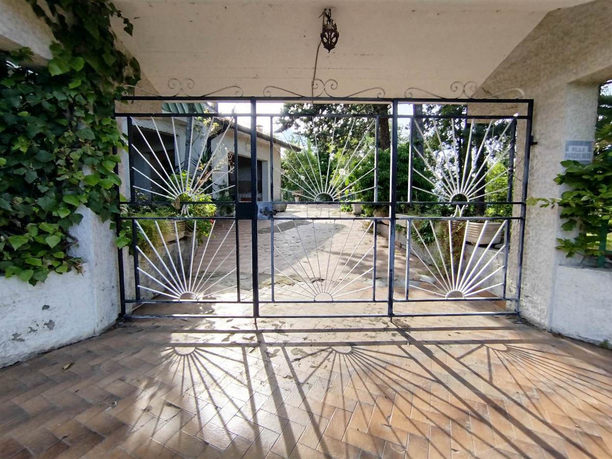 Property in Atessa photo 2