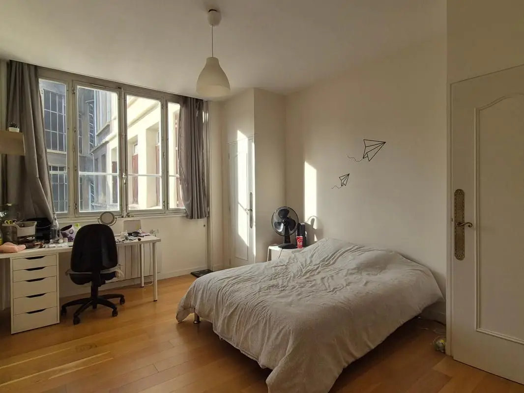 Apartment for sale in Saint-Étienne — 4 bedrooms, 117 m² photo 4