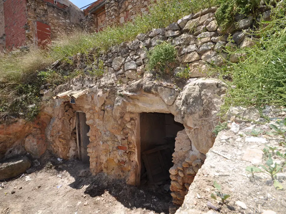Cave house in Pinoso, Alicante province