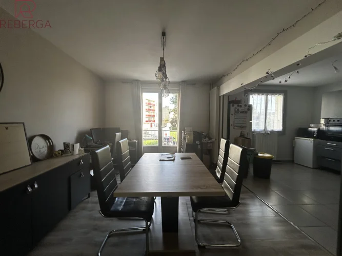 House Close to Amenities photo 3