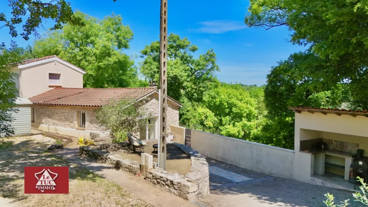 Renovated House with Swimming Pool and Outbuilding. photo 4