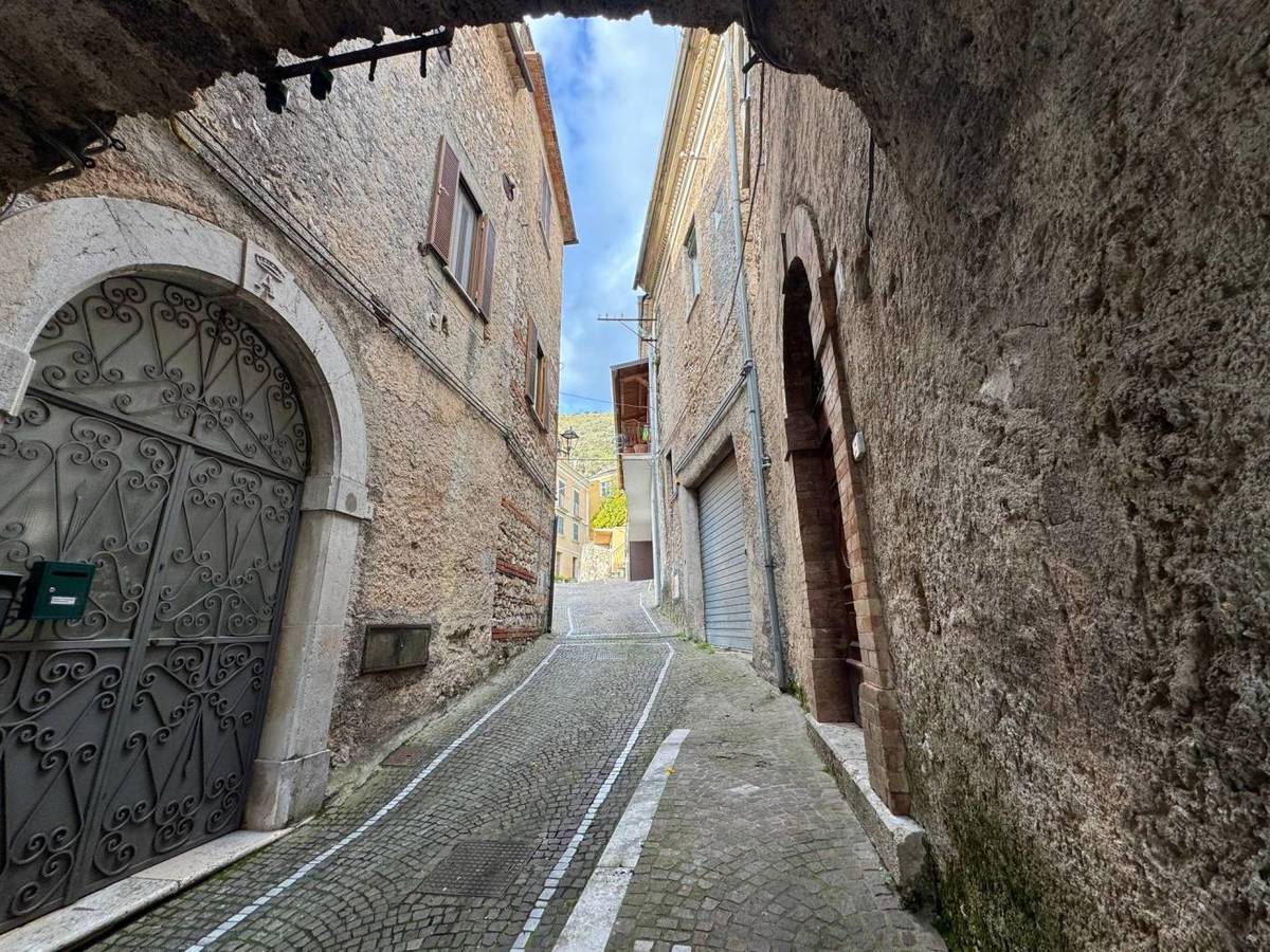 Property in Roccasecca photo 4