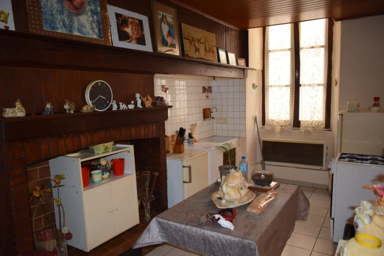 Townhouse in the Town Center with 3 Apartments photo 3