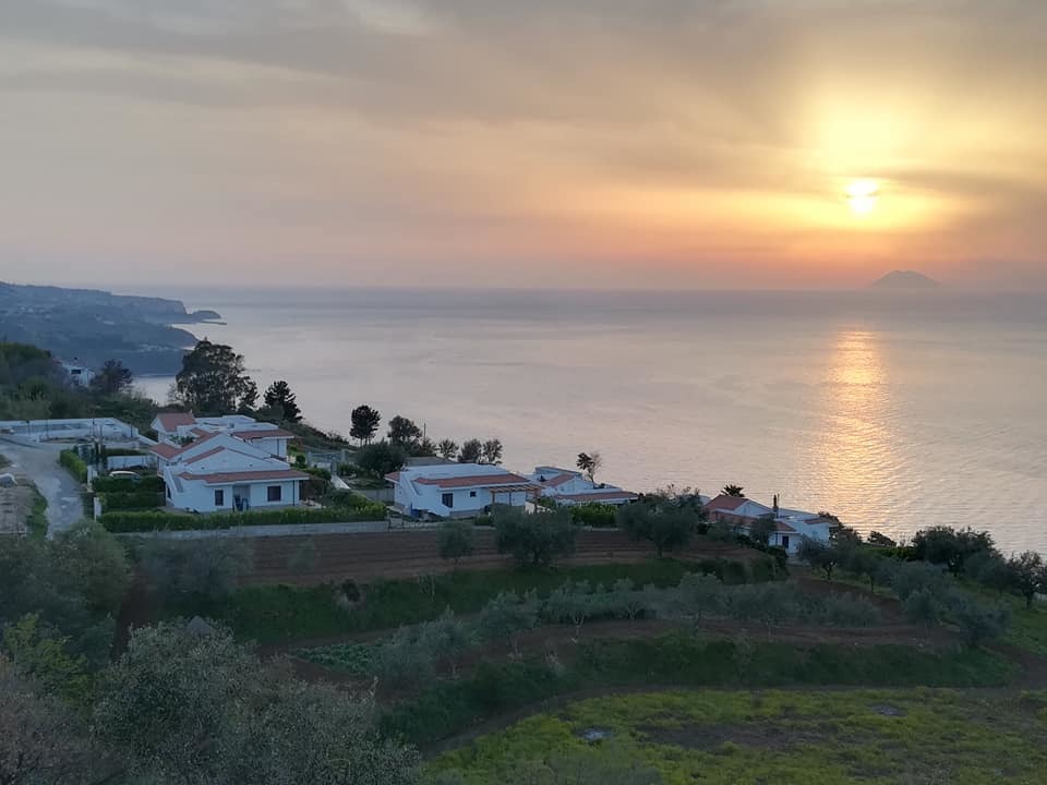 Property in Zambrone photo 3