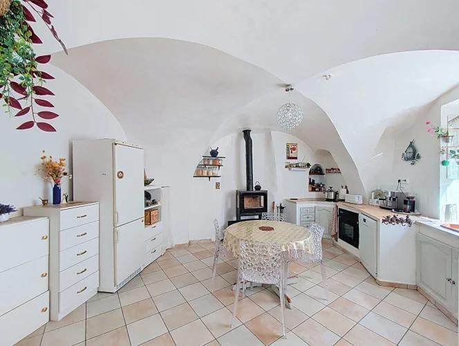 Village House - 4 Bedrooms - Cellar photo 3