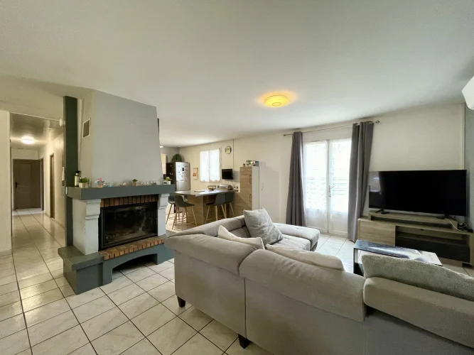 In a Countryside Housing Development, Detached House from 1 photo 4