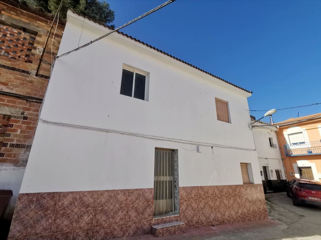 Townhouse for sale in Noguerones, Alcaudete, Jaén