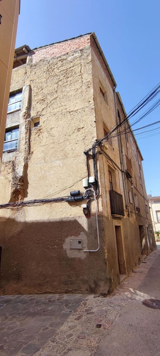 Townhouse for sale in Cabacés, Tarragona photo 2