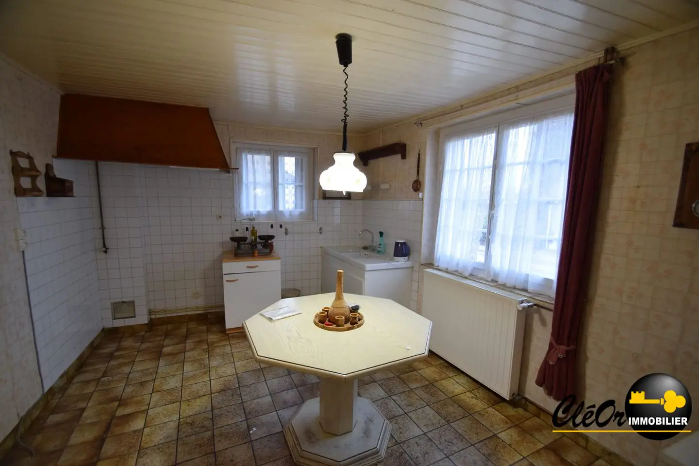 House for sale in Chaussin — 2 bedrooms, 92 m² photo 3