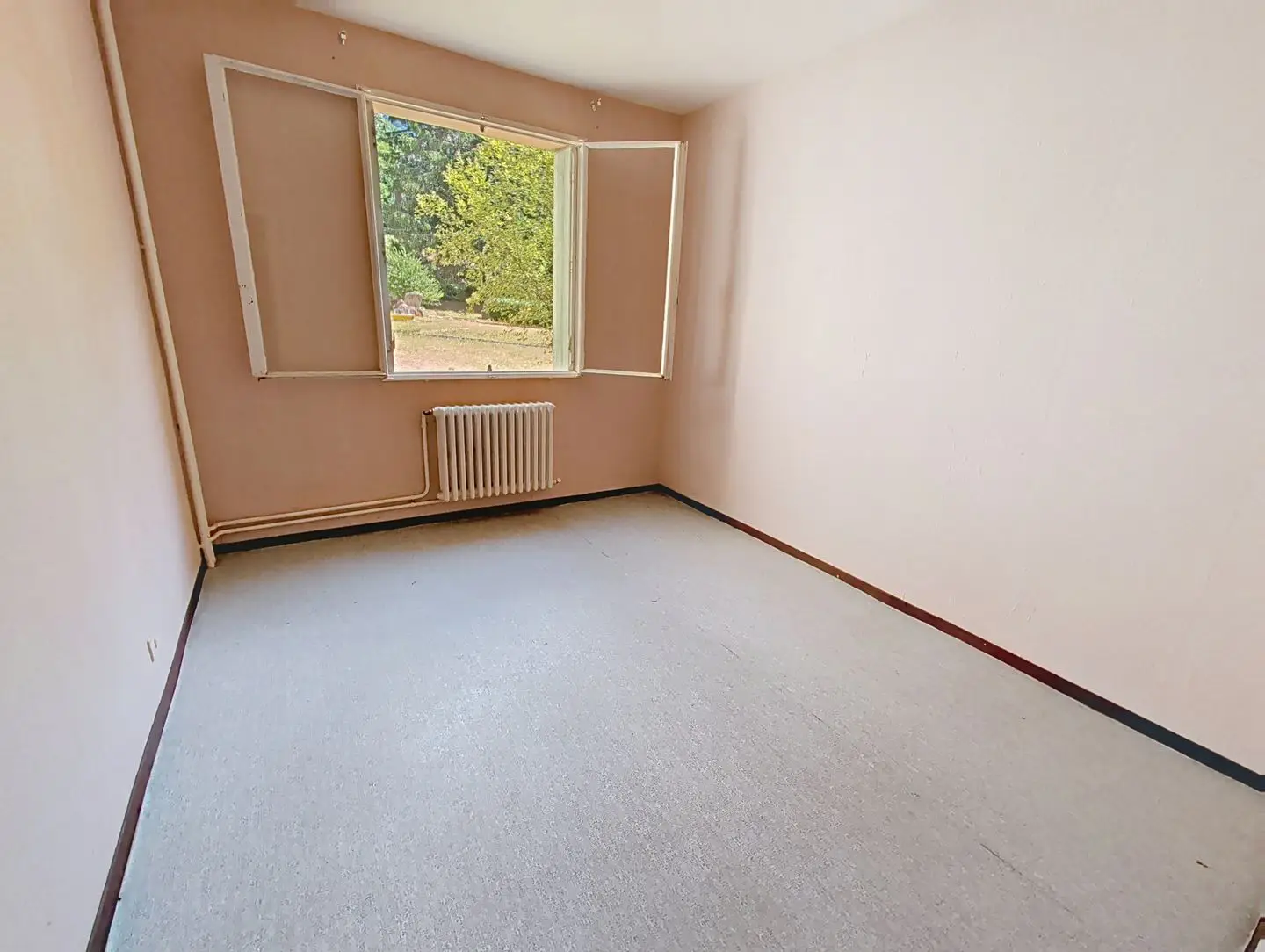 Apartment for sale in Salau — 1 bedroom, 45 m² photo 5