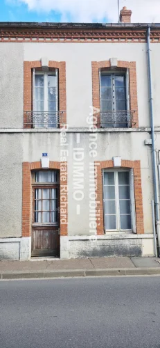 Townhouse 78 m² for Sale - Exclusive (10 Min from be