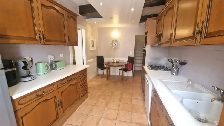 4 Bedroom Village House with Lovely Terrace photo 4