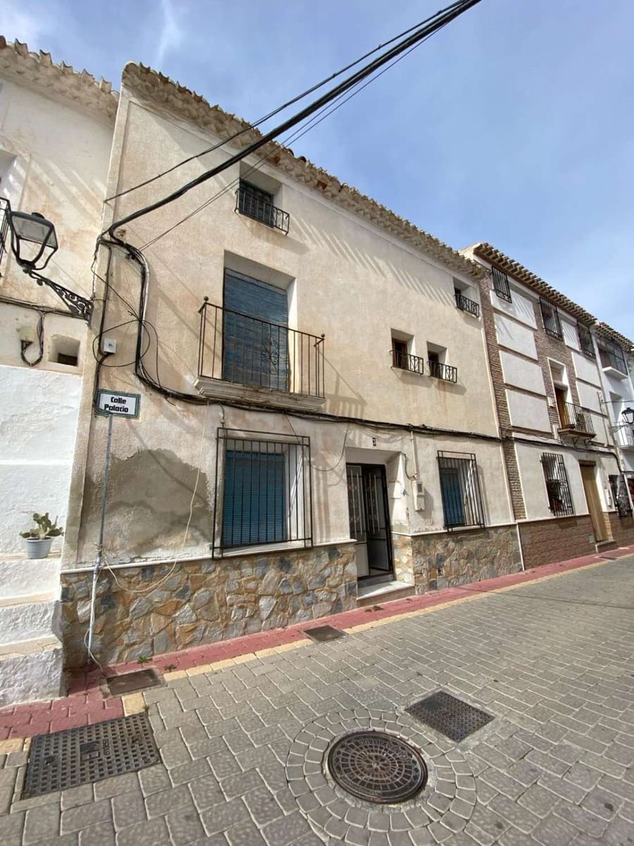 Townhouse for sale in Vélez-Blanco, Almería