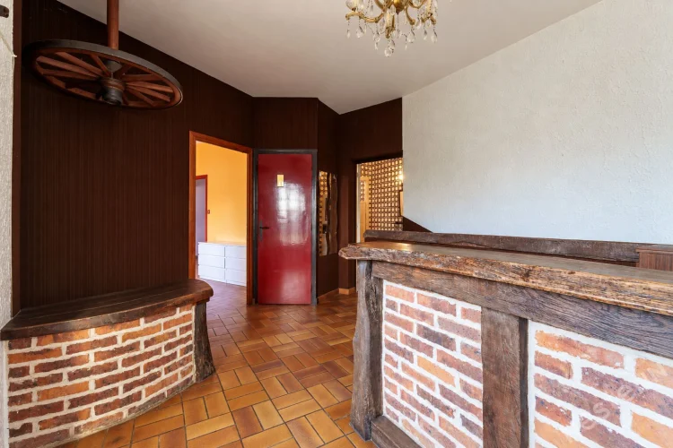 Norman-Style House to Renovate with Large Grounds in Châtenoy-En-Bresse – Exceptional Potential! photo 3